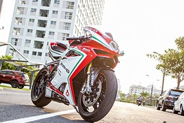 Siêu môtô MV Agusta F4 RC giá 1,35 tỷ tại Việt Nam 